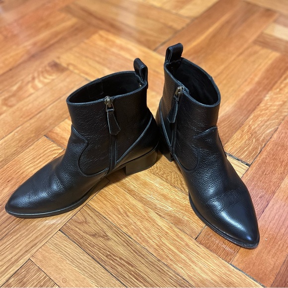 Veronica Beard Vero Couio Chelsea Leather Booties - Picture 5 of 13